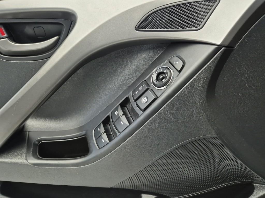 HYUNDAI Avante 2012 Gris - Importación desde Corea - HF Imports Iquique - Foto 17