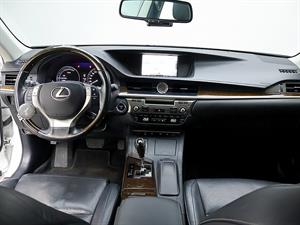 Lexus ES - Vista 10