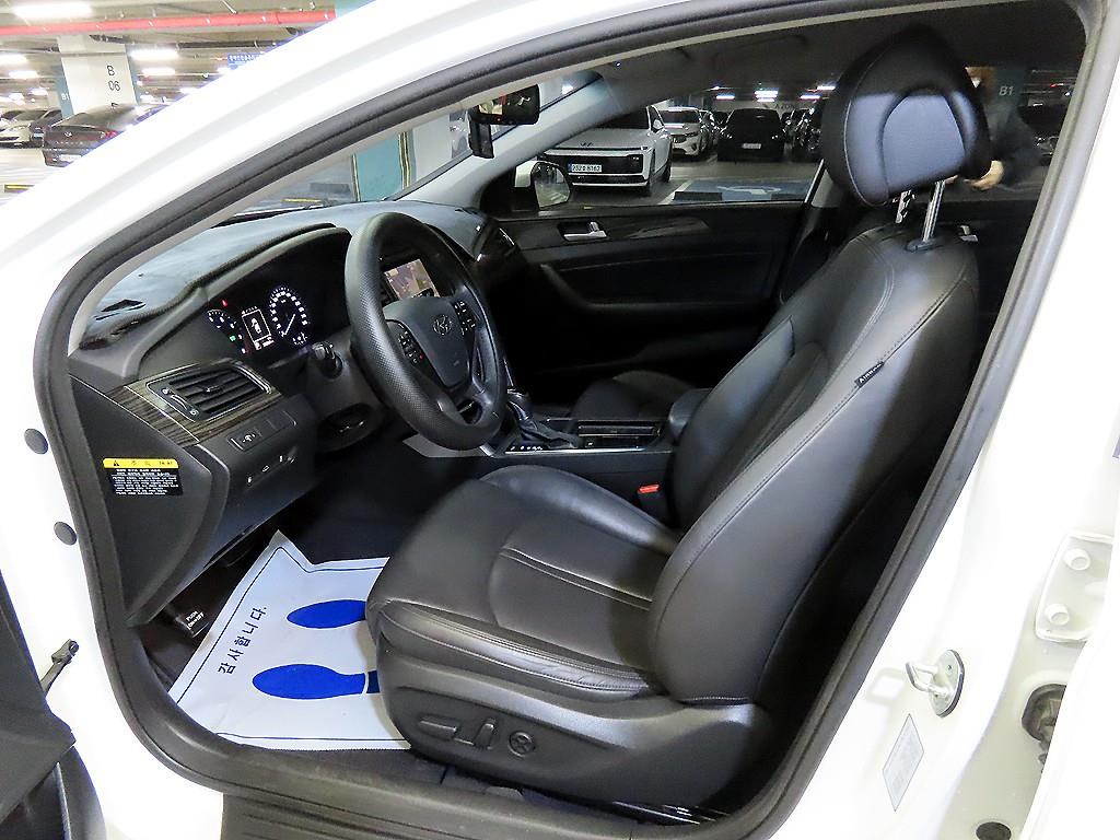 HYUNDAI Sonata - Vista 6