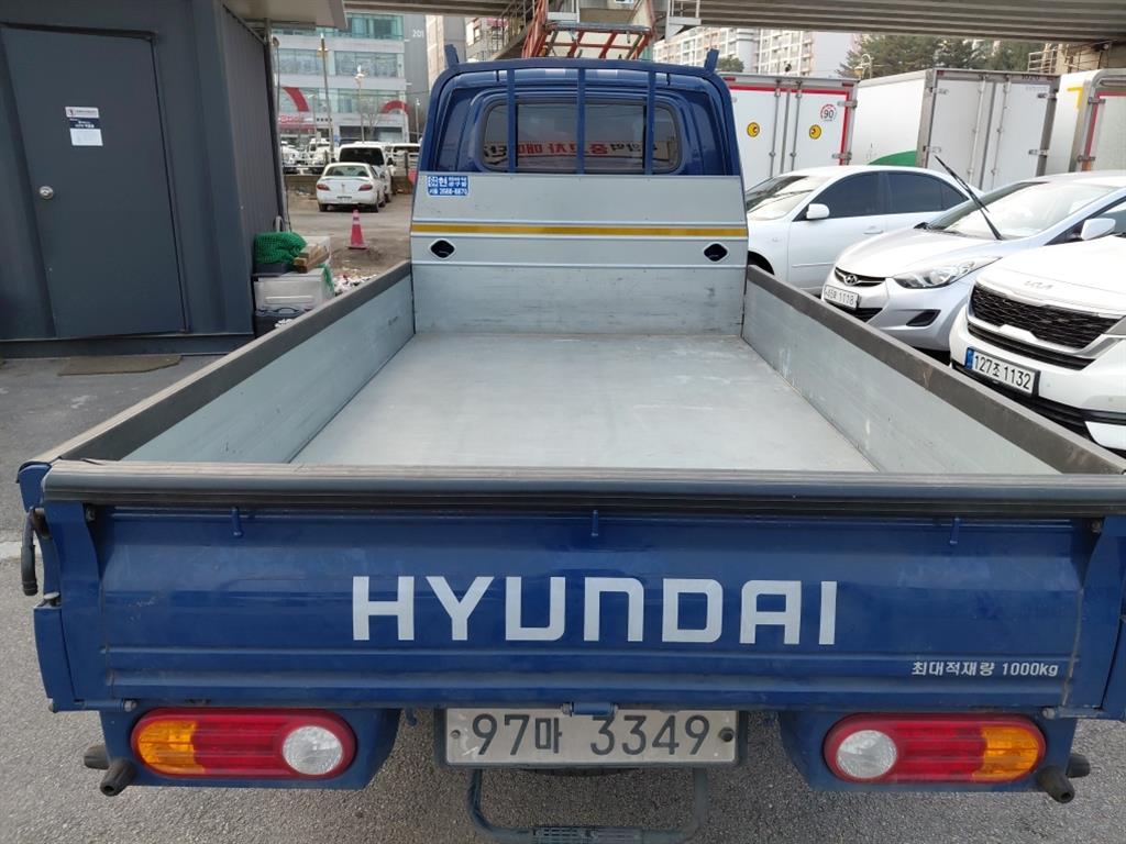Small Truck Cargo (small) - Vista 5