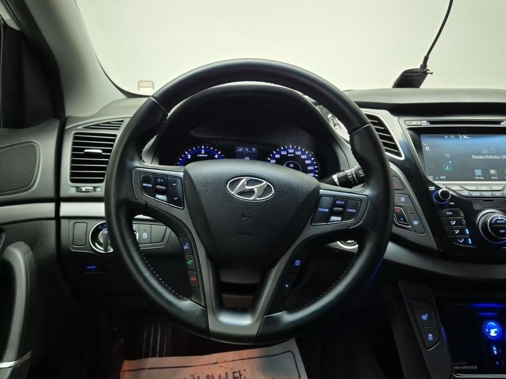 HYUNDAI i40 - Vista 9