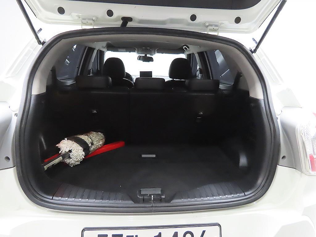 Ssangyong Tivoli 2019 Blanco - Importación desde Corea - HF Imports Iquique - Foto 8