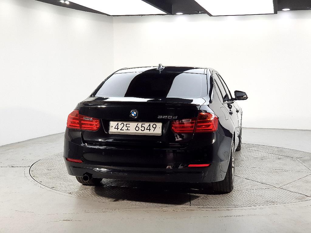 BMW 3 series - Vista 3