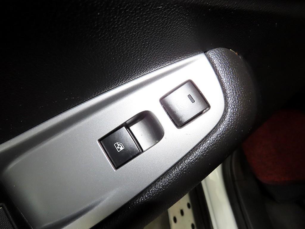 Chevrolet Orlando 2017 Blanco - Importación desde Corea - HF Imports Iquique - Foto 14