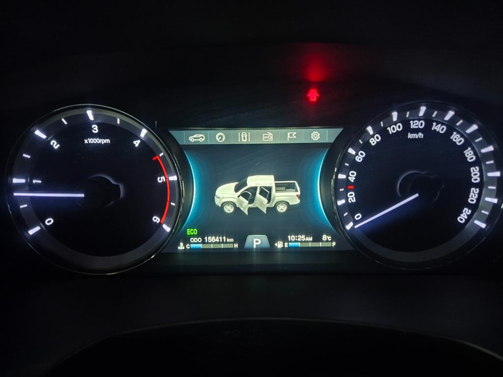 Ssangyong Rexton - Vista 10