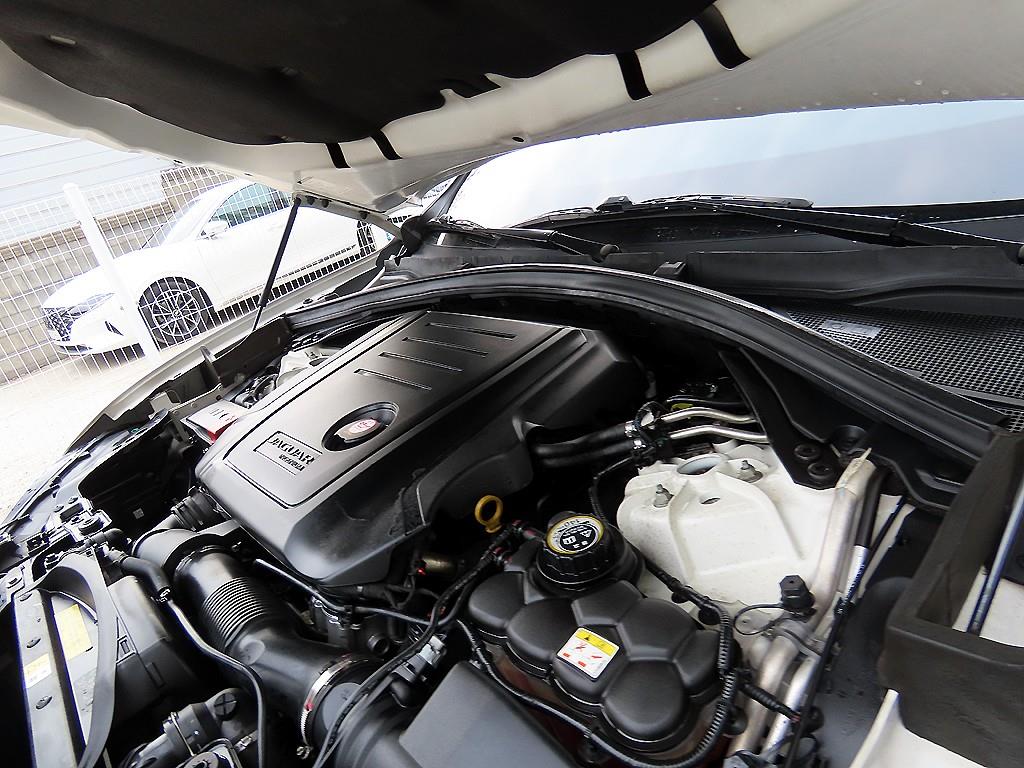 Jaguar F-PACE 2017 Blanco - Importación desde Corea - HF Imports Iquique - Foto 19