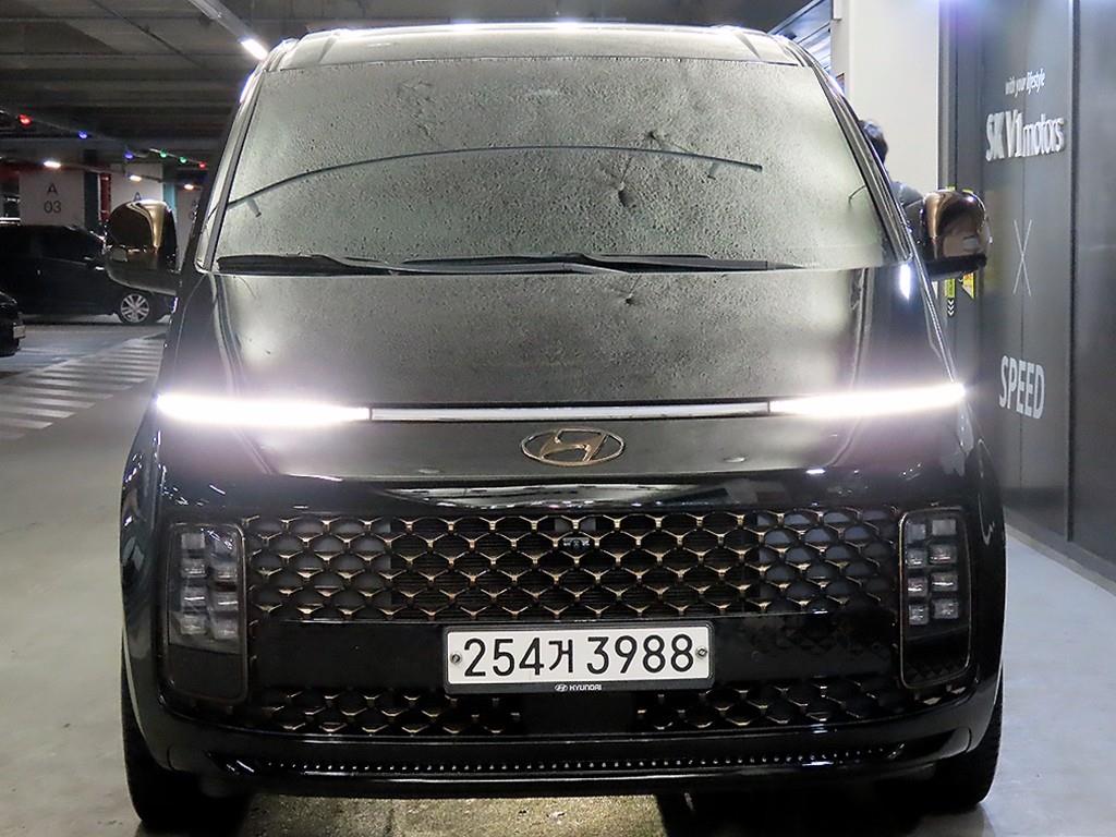 HYUNDAI Staria - Vista 2