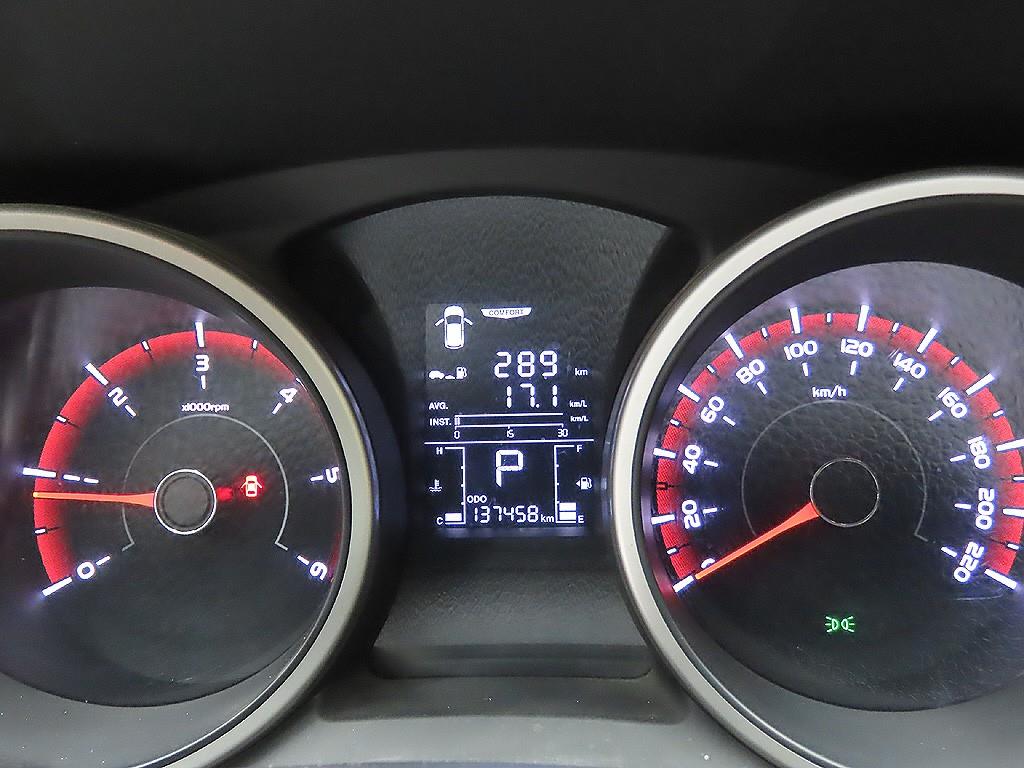 Ssangyong Tivoli - Vista 11