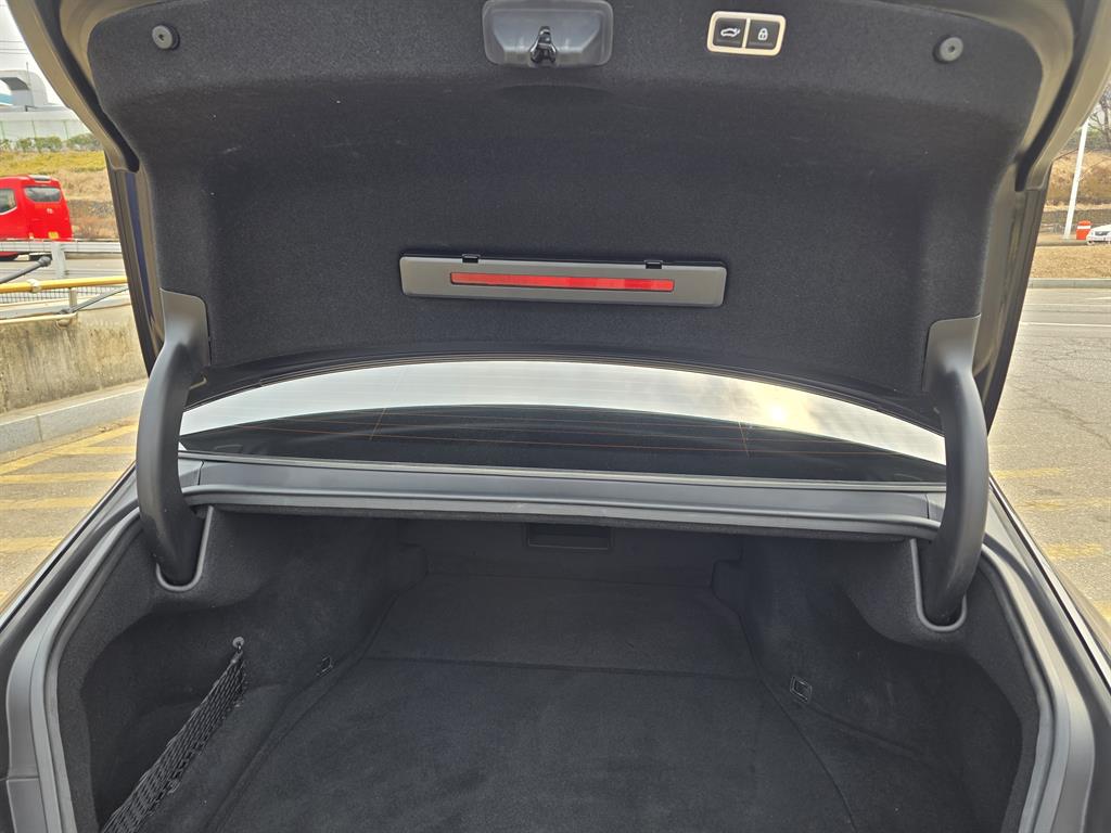 Genesis G90 2022 Negro - Importación desde Corea - HF Imports Iquique - Foto 20