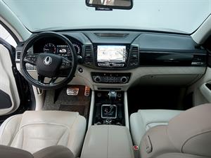 Ssangyong Rexton - Vista 10