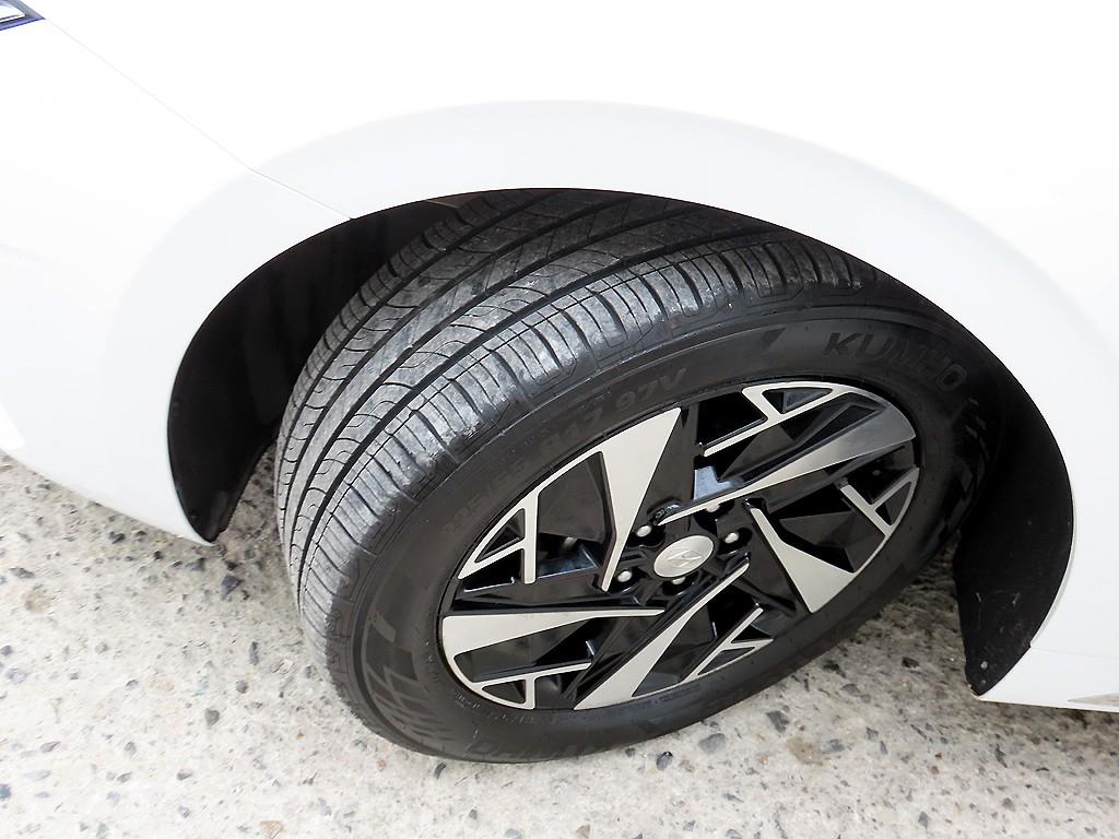 HYUNDAI Grandeur 2022 Blanco - Importación desde Corea - HF Imports Iquique - Foto 20