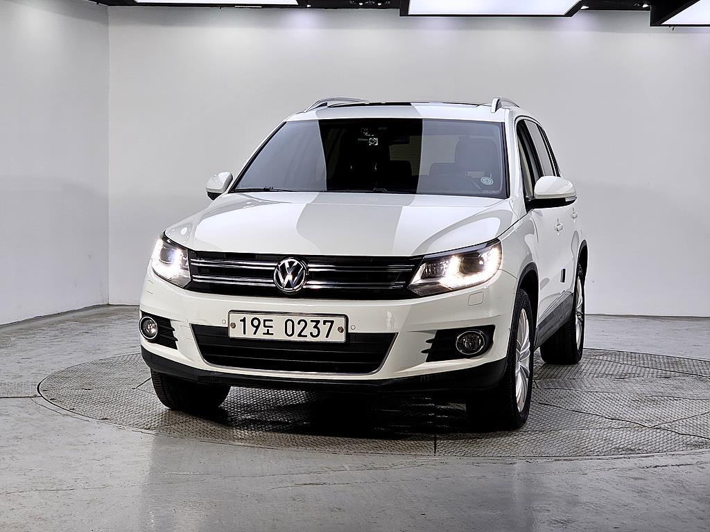 Volkswagen Tiguan - Vista 2