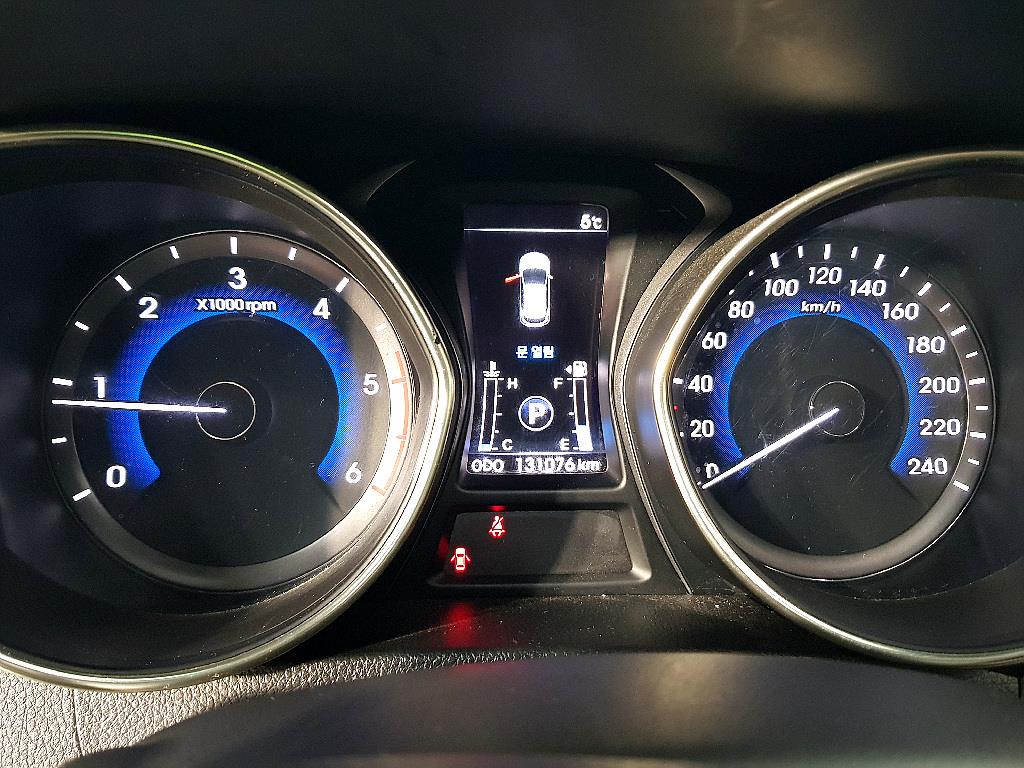 HYUNDAI i30 - Vista 7