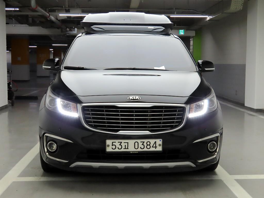 KIA Carnival 2017 Negro - Importación desde Corea - HF Imports Iquique - Foto 1