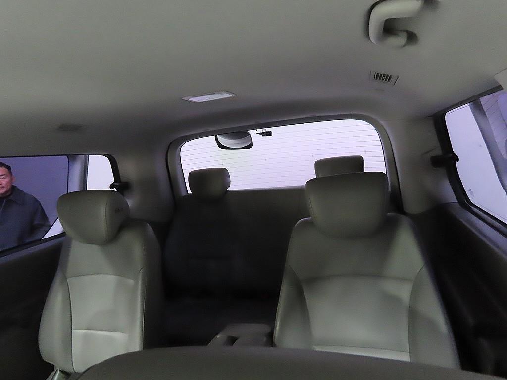 HYUNDAI Starex 2015 Gris - Importación desde Corea - HF Imports Iquique - Foto 10