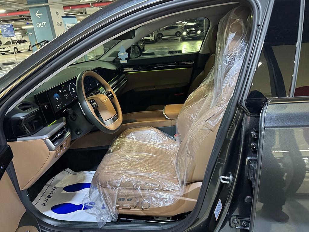 HYUNDAI Grandeur - Vista 5