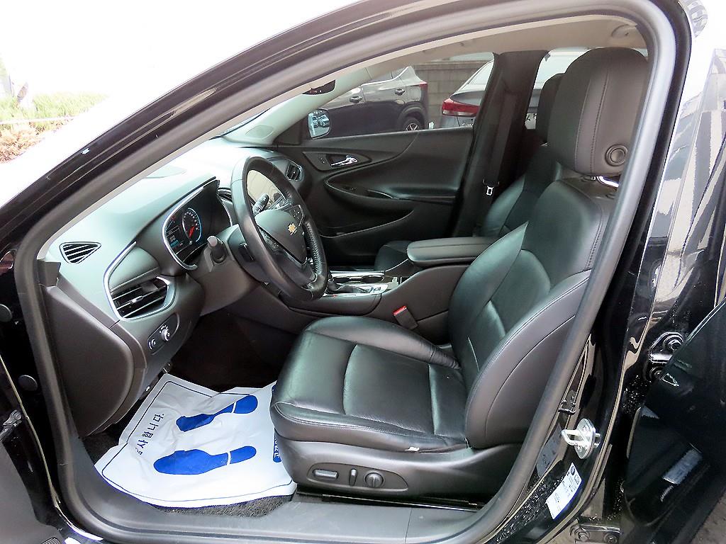 Chevrolet Malibu - Vista 5