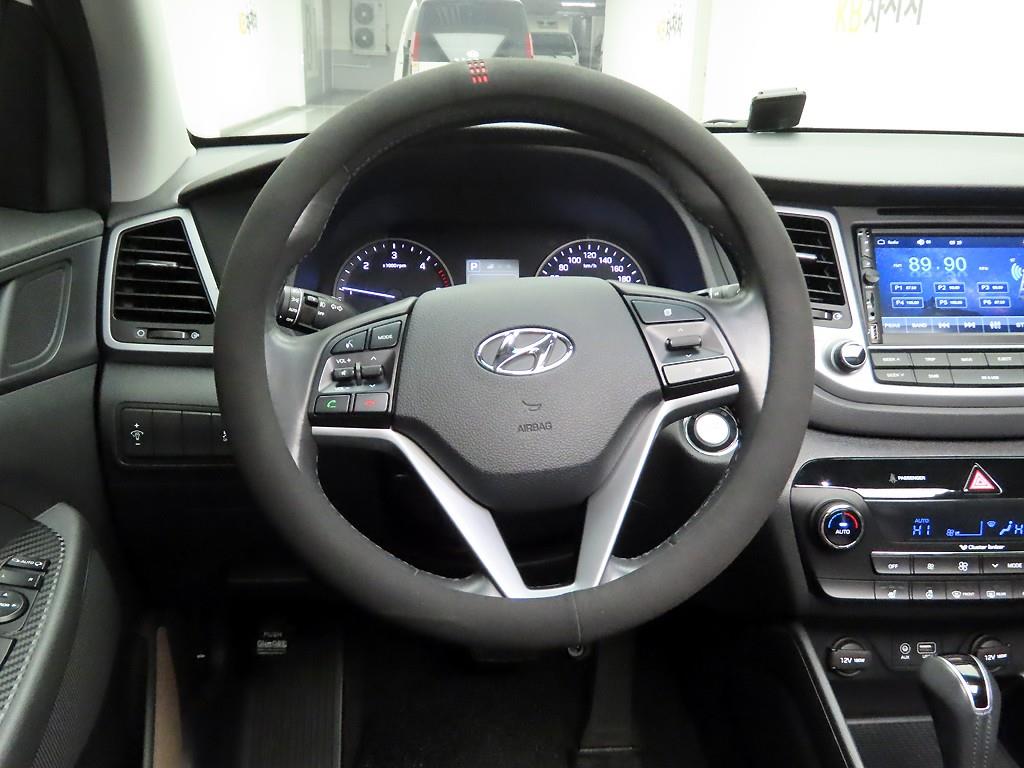 HYUNDAI Tucson - Vista 7