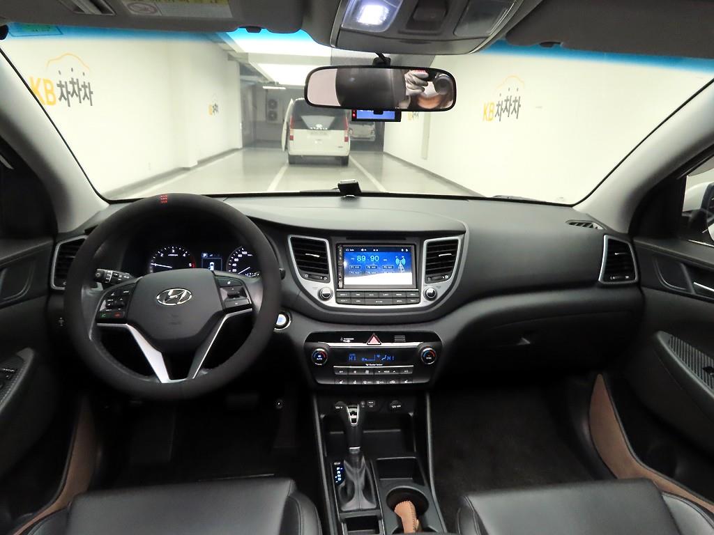 HYUNDAI Tucson - Vista 6