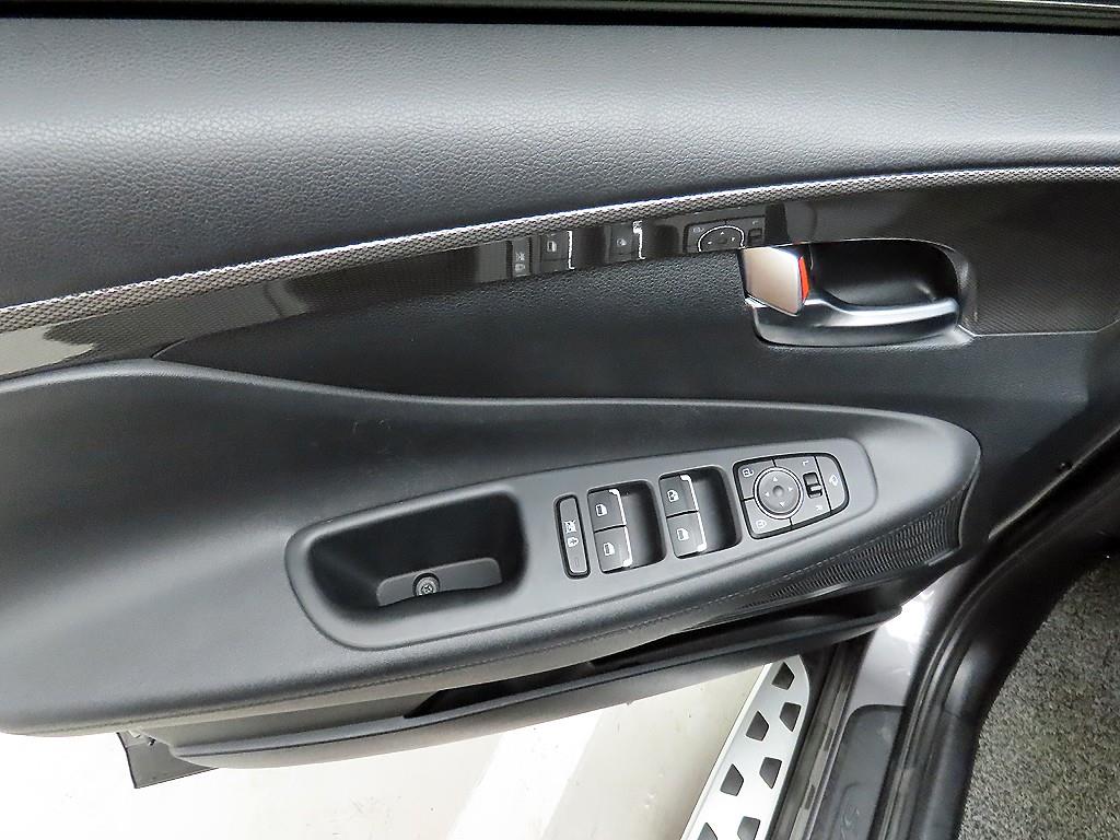 HYUNDAI Santa Fe - Vista 11