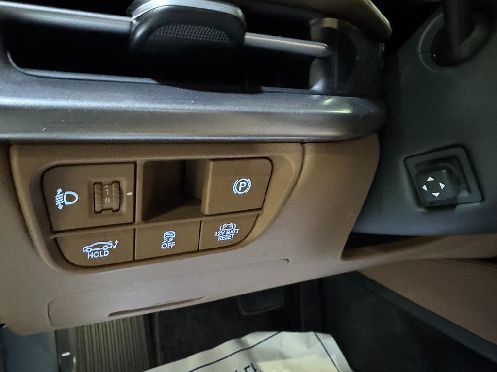 HYUNDAI Grandeur - Vista 12