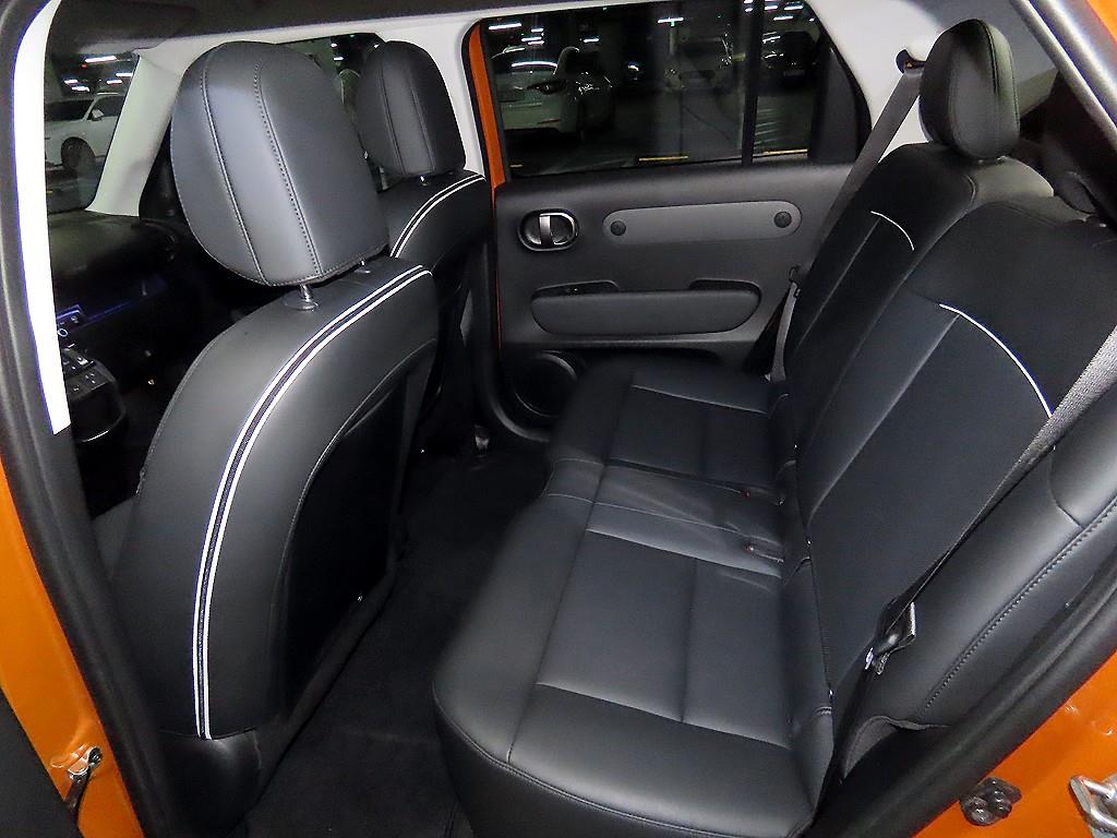 HYUNDAI Casper - Vista 7