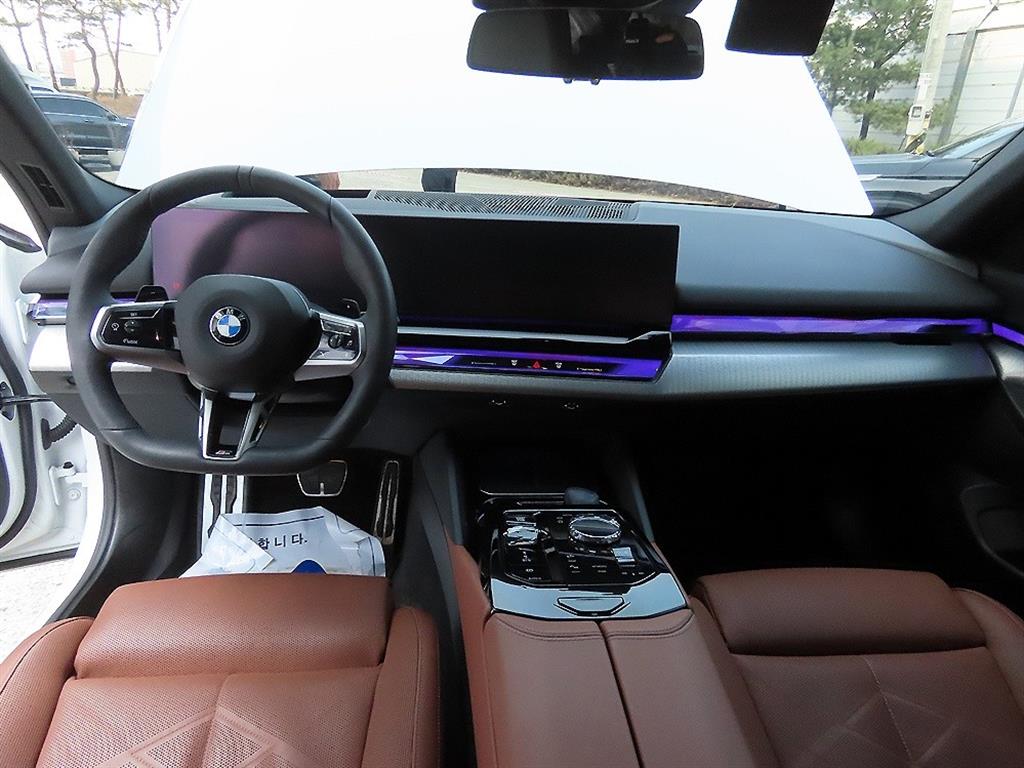 BMW 5 Series - Vista 7