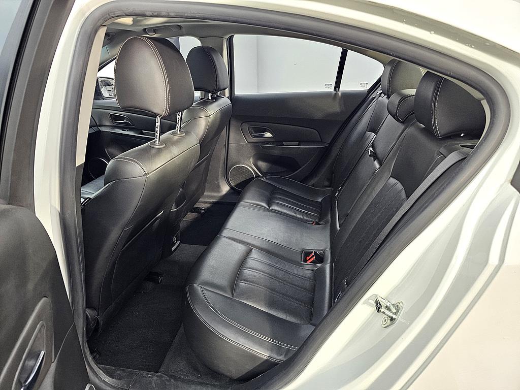 Chevrolet Cruise - Vista 8