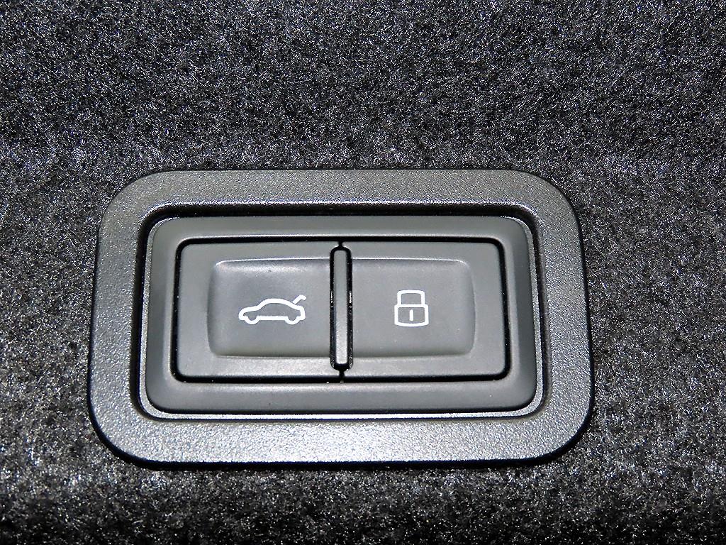 Audi A6 2021 Negro - Importación desde Corea - HF Imports Iquique - Foto 17