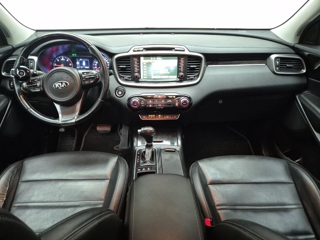 KIA Sorento - Vista 7