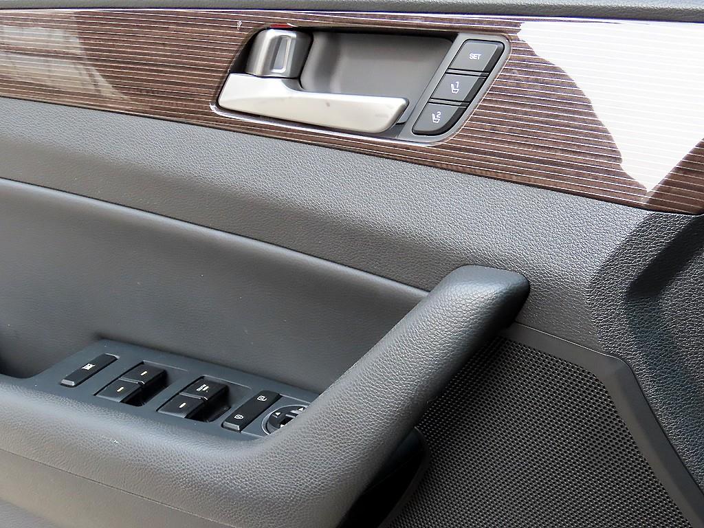 HYUNDAI Sonata - Vista 11