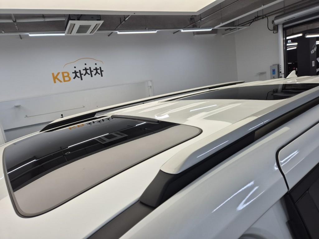 KIA Carnival - Vista 8