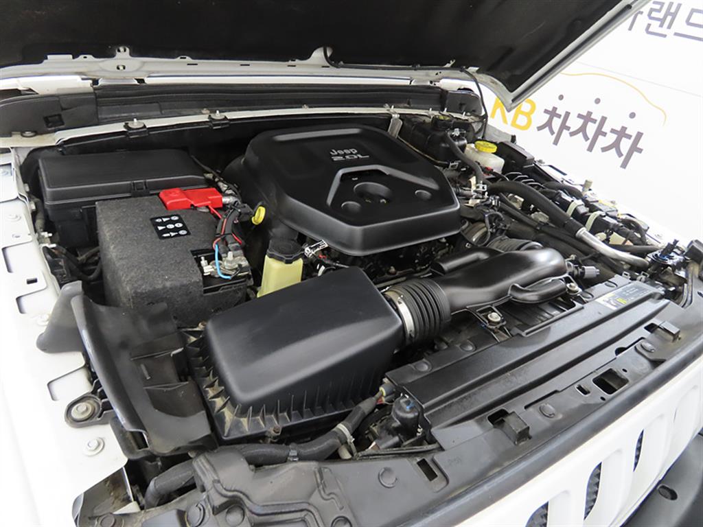 Jeep Wrangler 2018 Blanco - Importación desde Corea - HF Imports Iquique - Foto 19