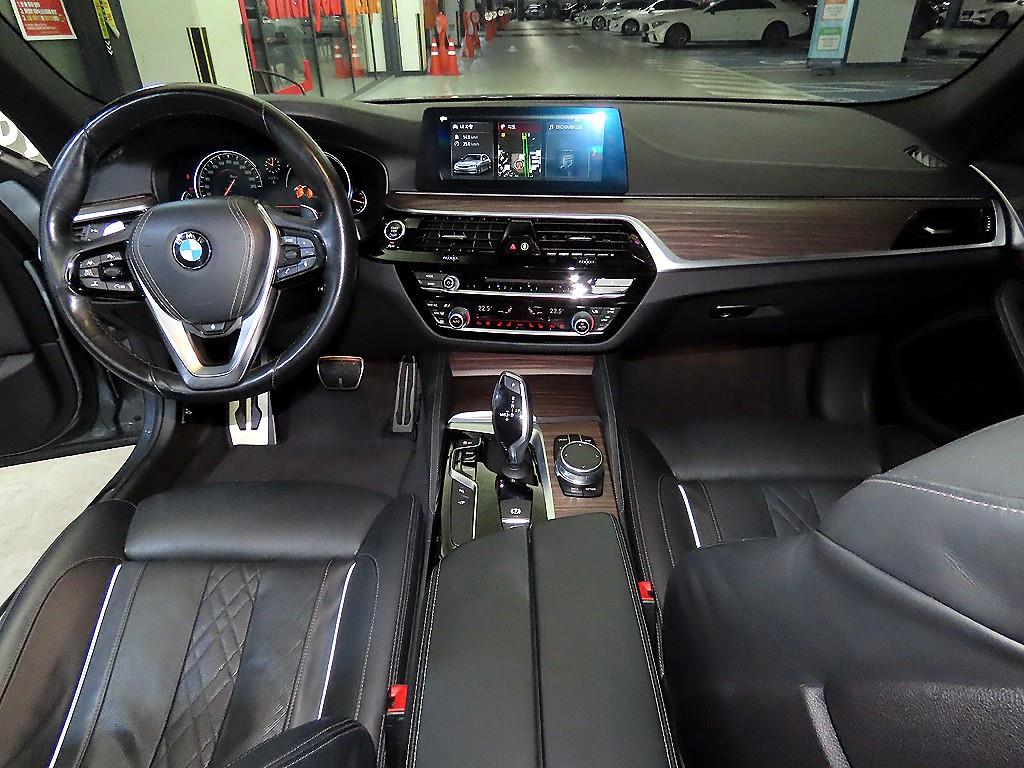 BMW 5 Series - Vista 10