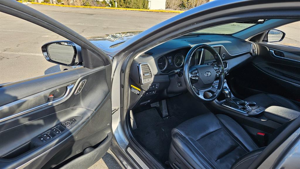 HYUNDAI Grandeur - Vista 10