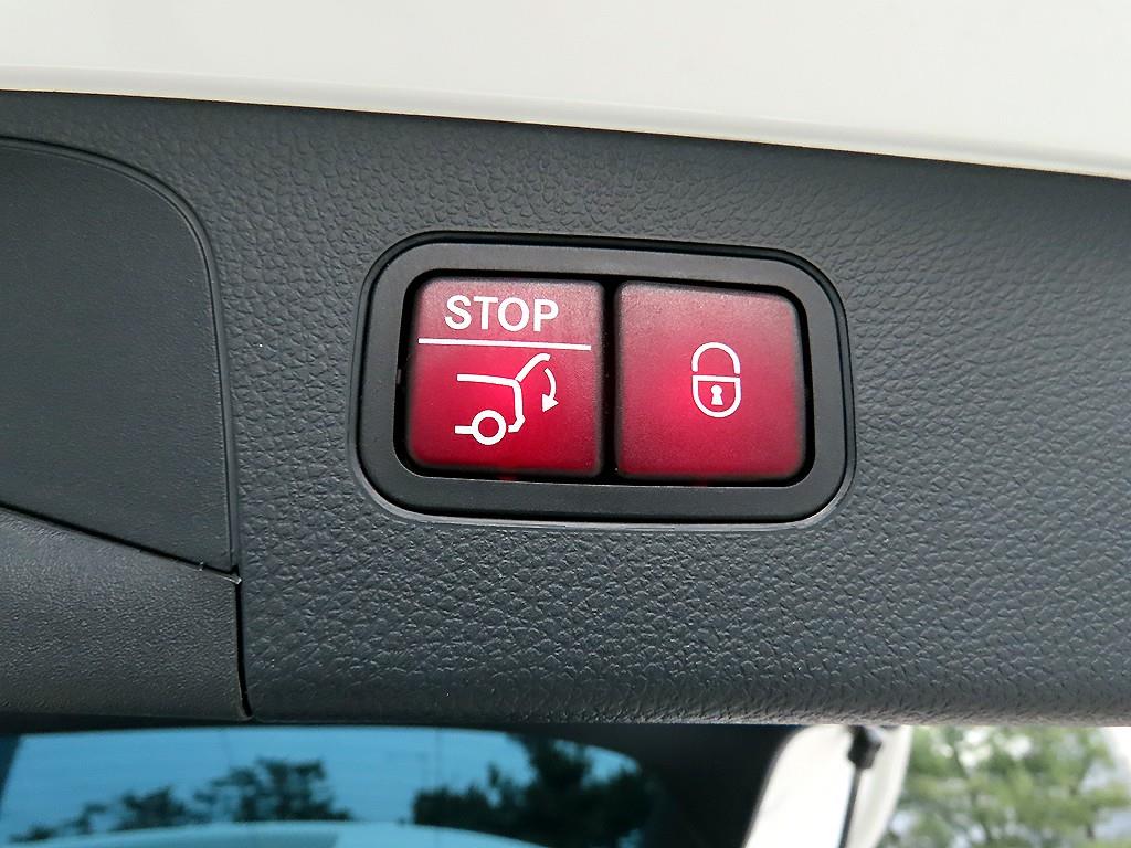 Mercedes Benz GLC Class 2021 Blanco - Importación desde Corea - HF Imports Iquique - Foto 16