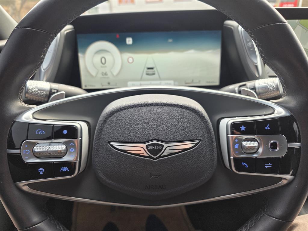 Genesis G90 - Vista 12