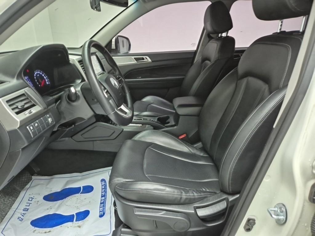 Ssangyong Rexton 2019 Blanco - Importación desde Corea - HF Imports Iquique - Foto 18