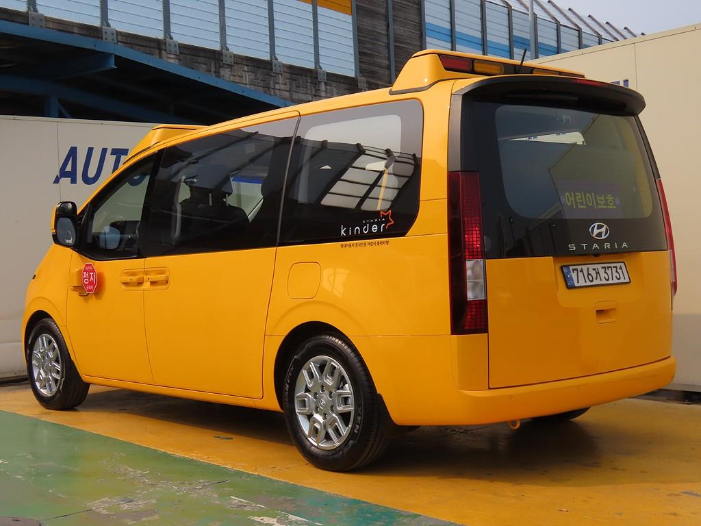 HYUNDAI Staria - Vista 4