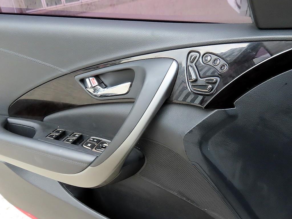 HYUNDAI Grandeur - Vista 11