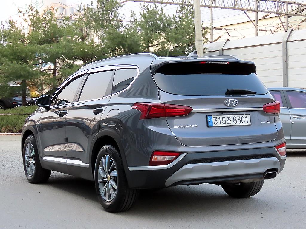 HYUNDAI Santa Fe - Vista 3