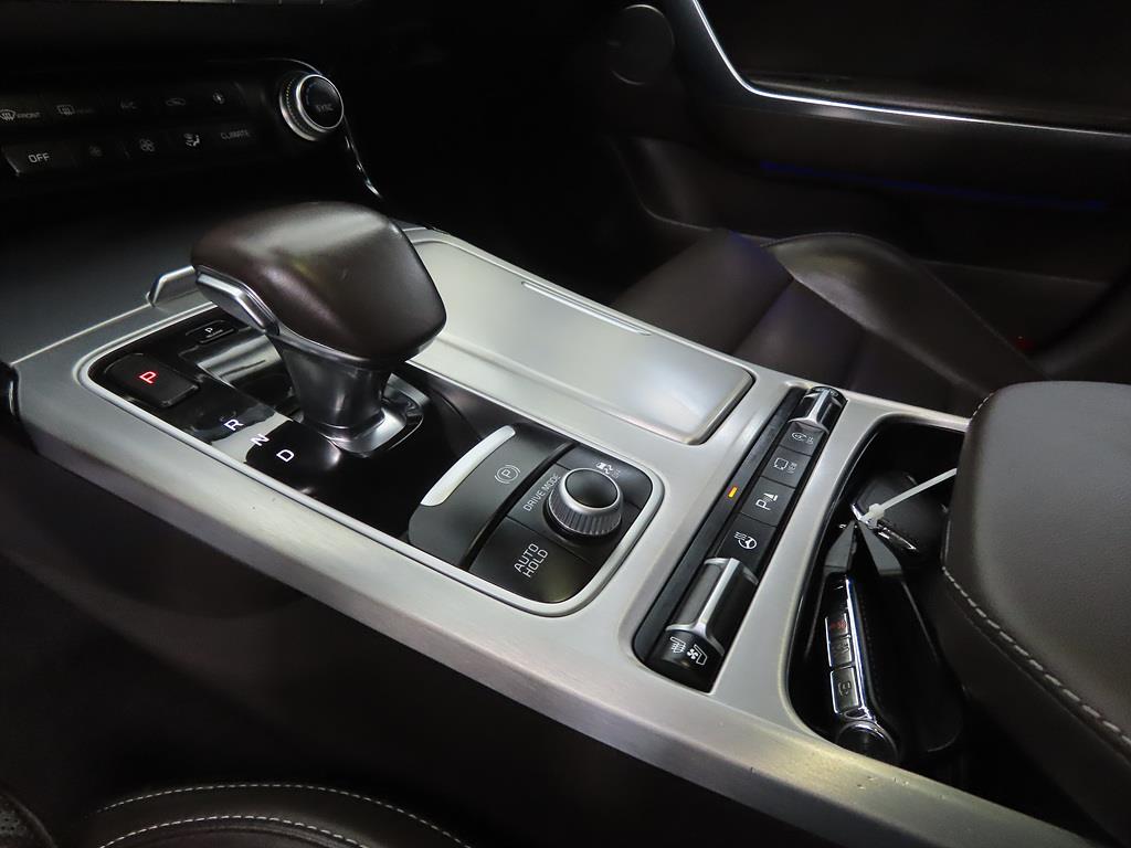 KIA Stinger - Vista 11