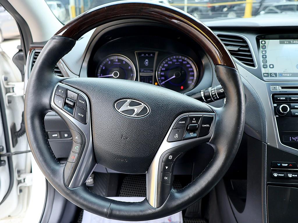 HYUNDAI Grandeur 2016 Blanco - Importación desde Corea - HF Imports Iquique - Foto 8