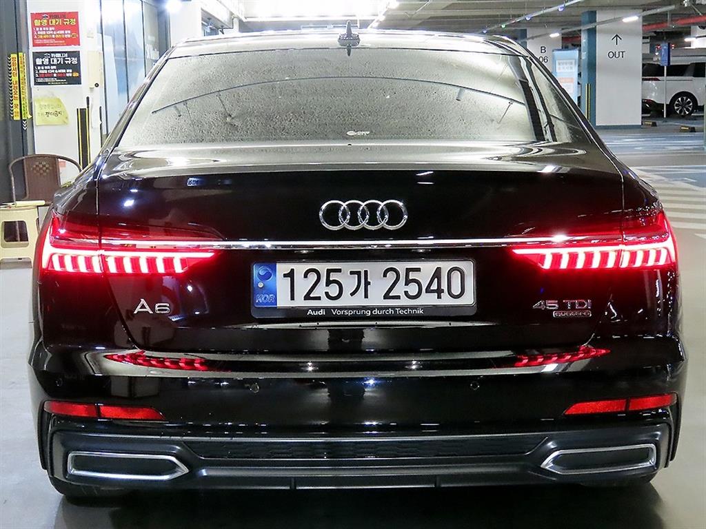 Audi A6 - Vista 5