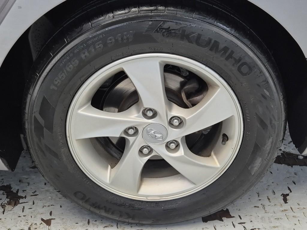 HYUNDAI Avante 2012 Gris - Importación desde Corea - HF Imports Iquique - Foto 20