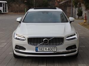 Volvo S90 - Vista 2
