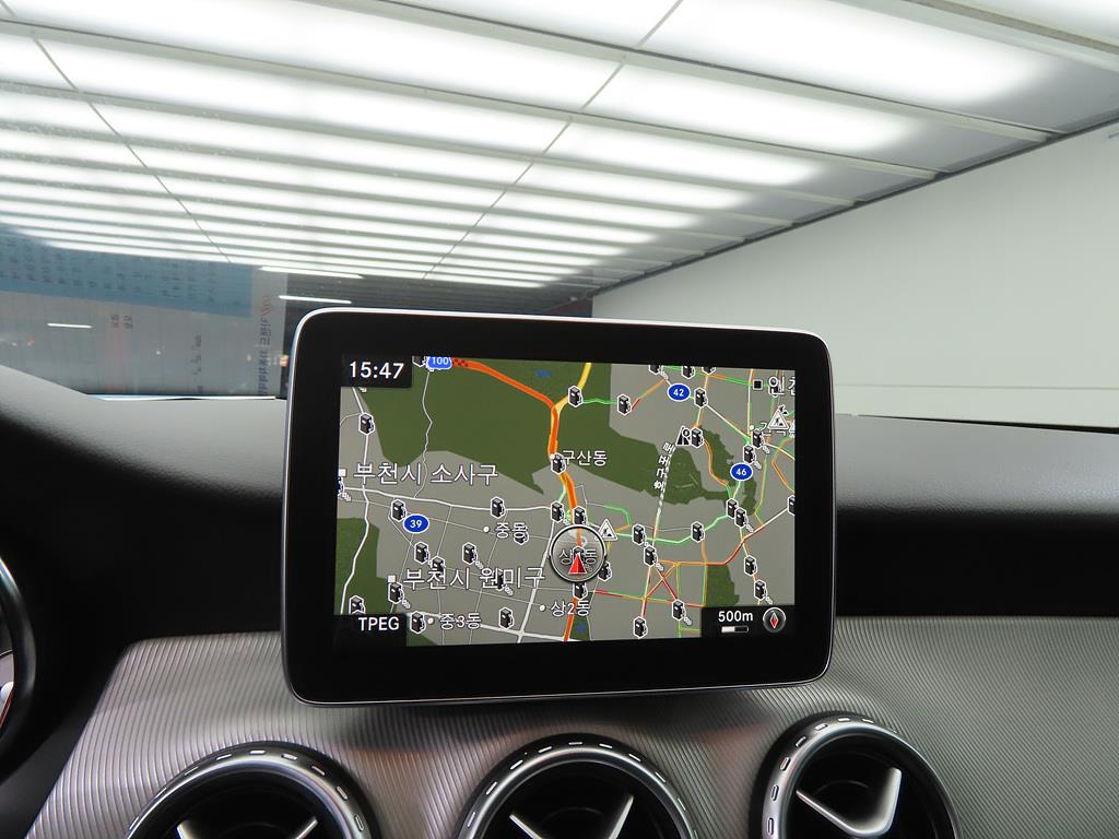 Mercedes Benz GLA Class 2016 Blanco - Importación desde Corea - HF Imports Iquique - Foto 13