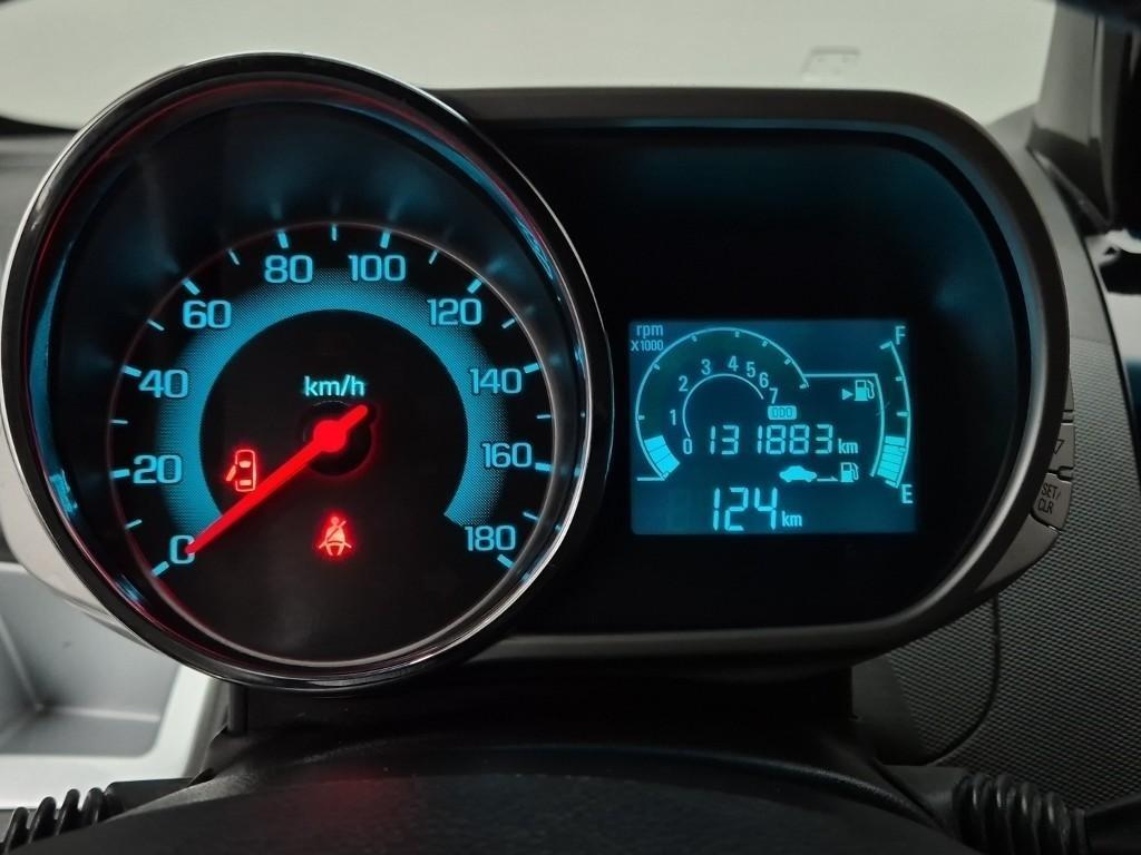 Chevrolet Spark - Vista 6