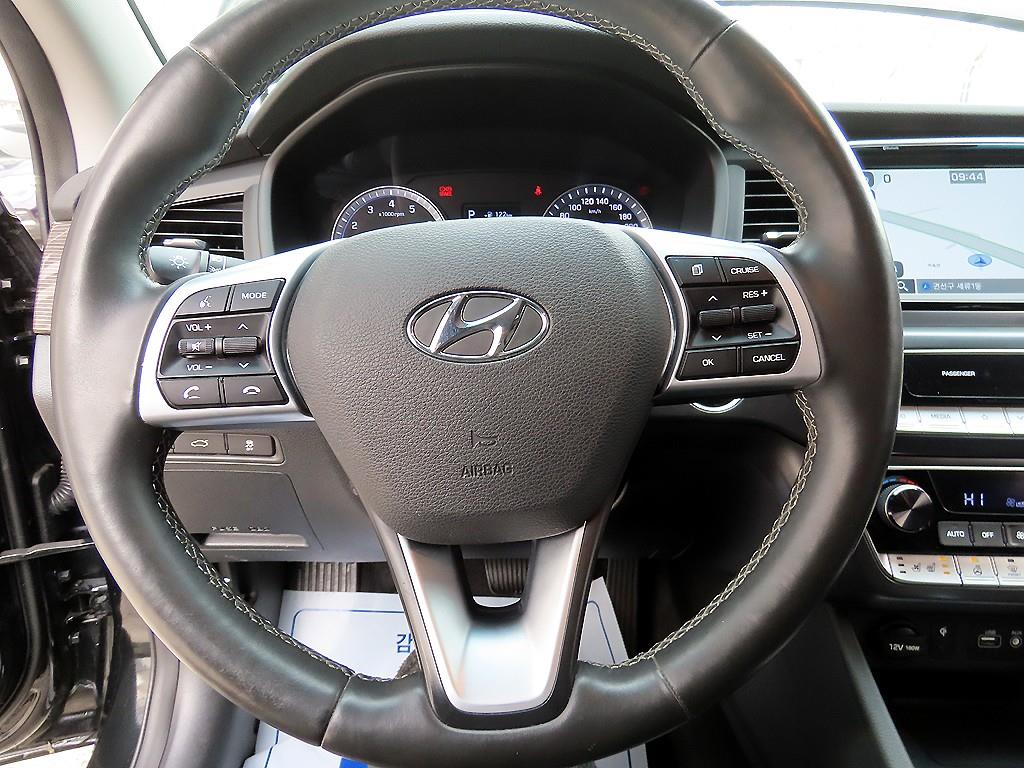 HYUNDAI Sonata - Vista 8