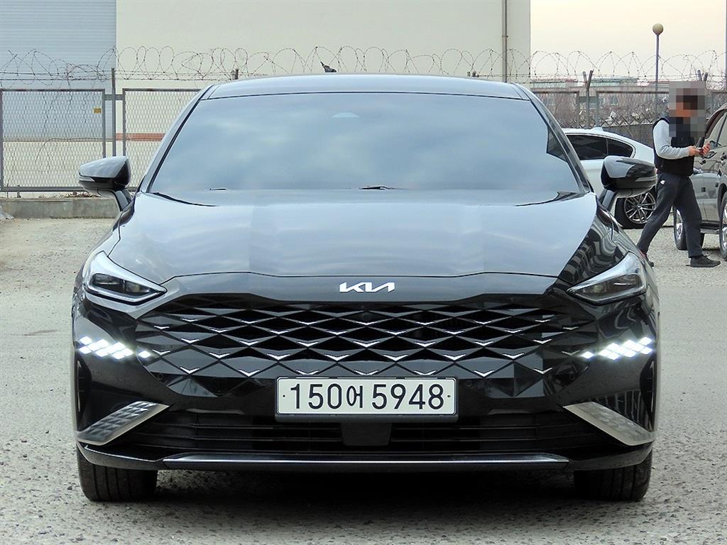 KIA K8 2023 Negro - Importación desde Corea - HF Imports Iquique - Foto 1